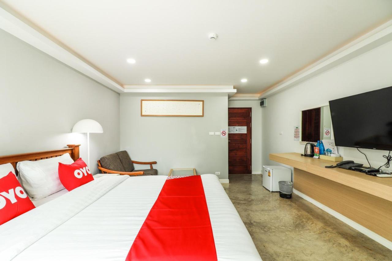 Oyo 150 3Q Chiangmai Residence Chiang Mai Exterior photo