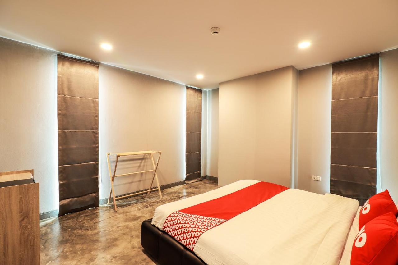 Oyo 150 3Q Chiangmai Residence Chiang Mai Exterior photo