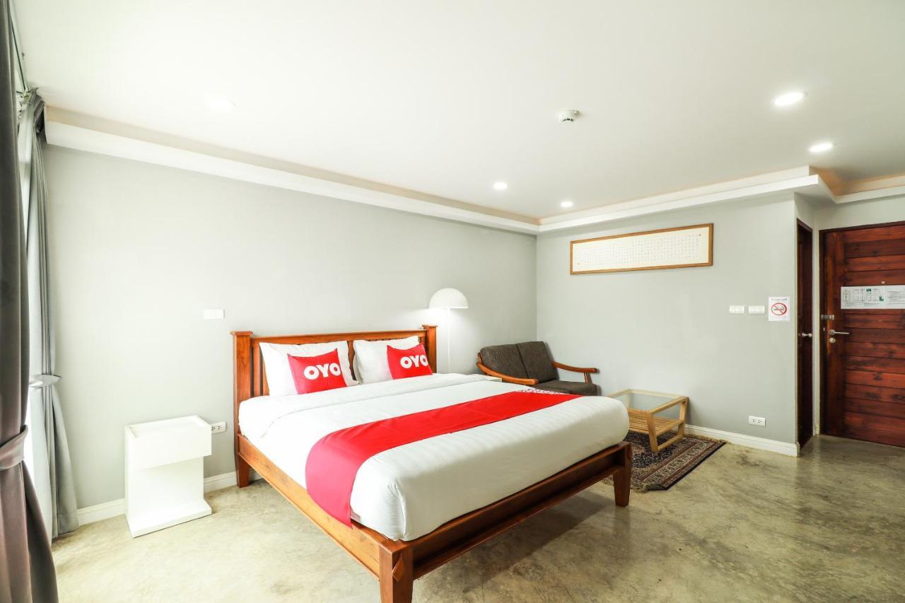 Oyo 150 3Q Chiangmai Residence Chiang Mai Exterior photo